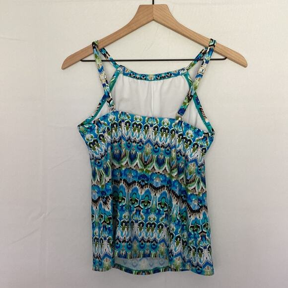 ❤️5/$25❤️ Adjustable Swim Tank Top - Picture 5 of 8